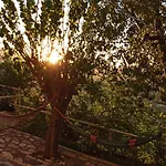 Heras Garden