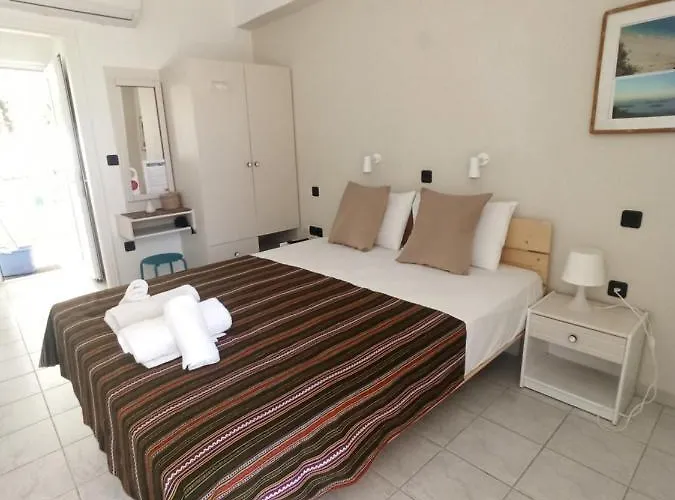 Apartament Heras Garden Vasiliki