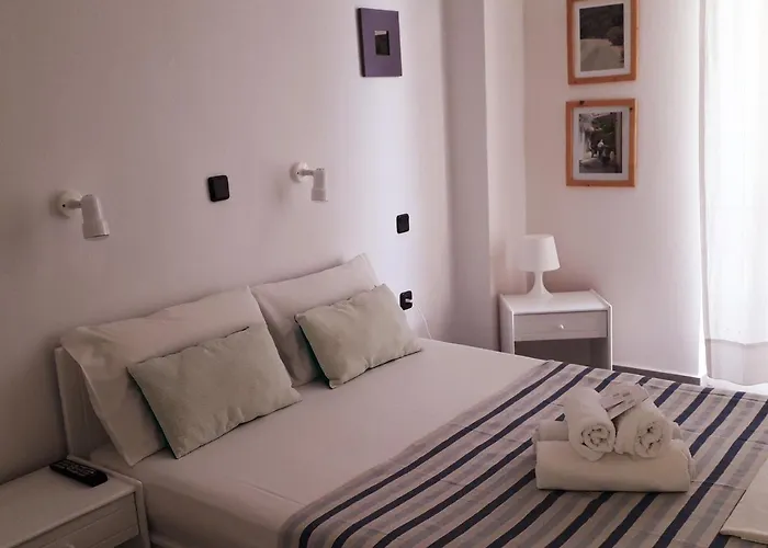 Apartament Heras Garden Vasiliki