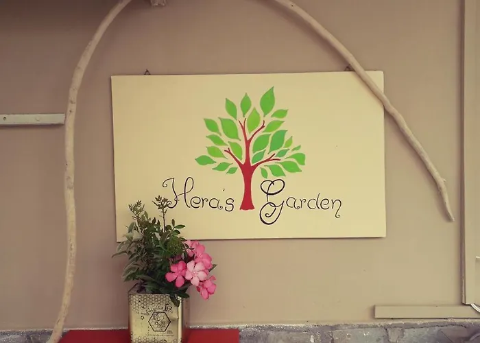 Apartament Heras Garden Vasiliki