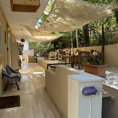 Apartament Heras Garden Vasiliki